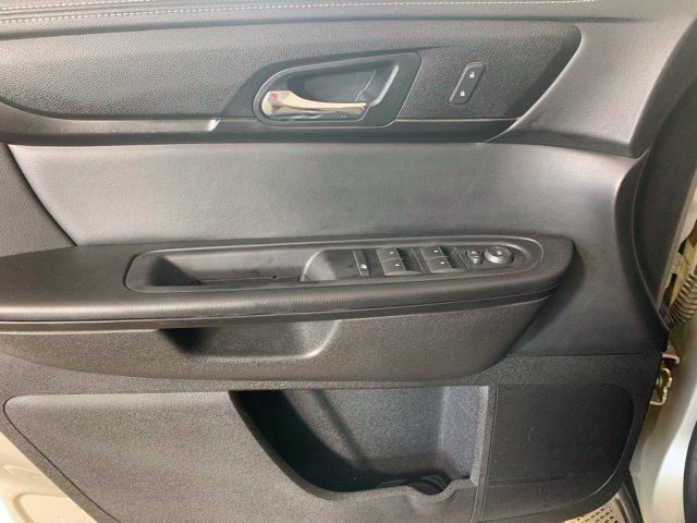 Used 2017 Chevrolet Traverse LT AWD/4WD image 30
