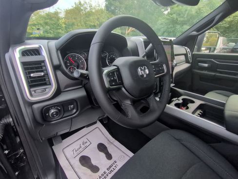 New 2026 RAM 2500 Big Horn AWD/4WD image 10