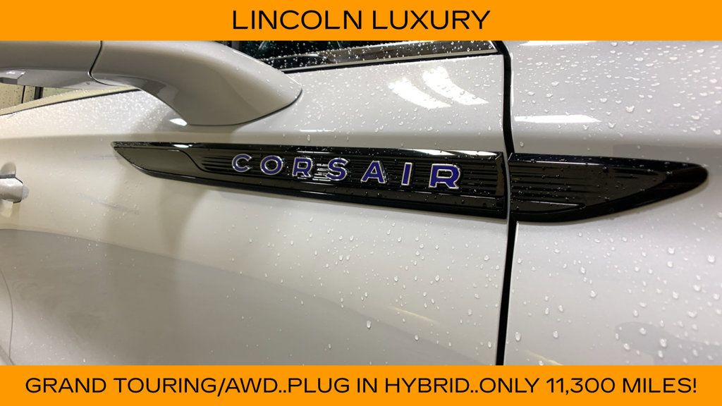 Used 2025 Lincoln Corsair Grand Touring w/ Towing Package AWD/4WD image 10