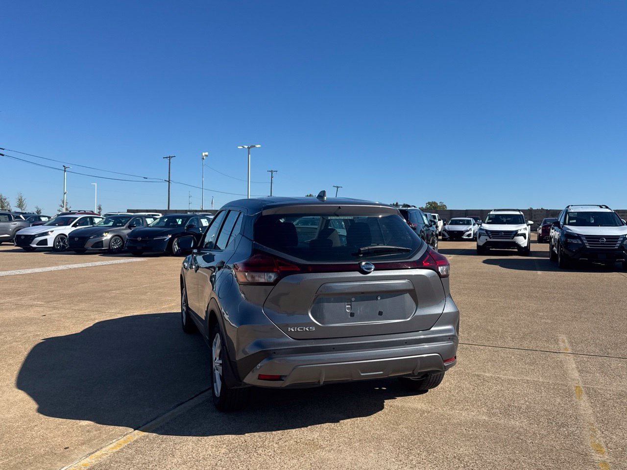 Certified 2021 Nissan Kicks S FWD image 27