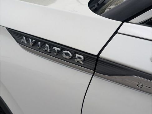 Used 2024 Lincoln Aviator Reserve w/ Equipment Group 201A image 18