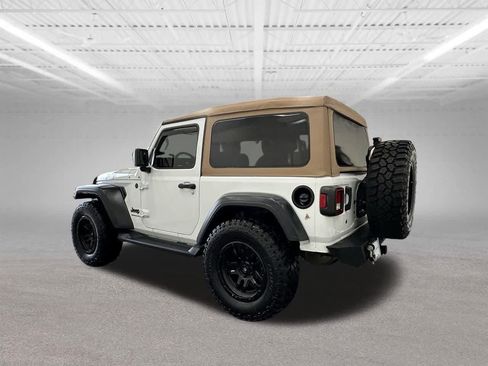Used 2020 Jeep Wrangler Sport image 3