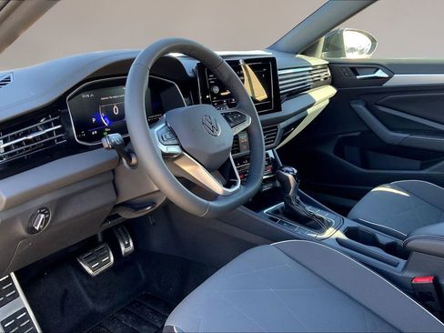 Used 2026 Volkswagen Jetta Sport FWD image 7