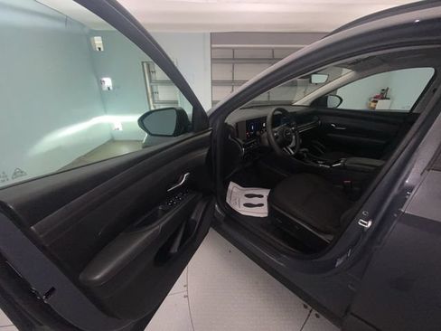 Used 2025 Hyundai Tucson SEL FWD image 11