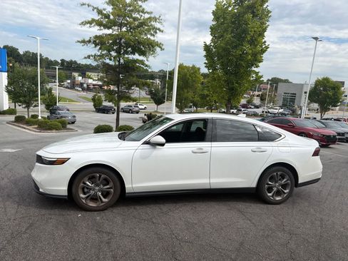 Used 2023 Honda Accord EX image 7