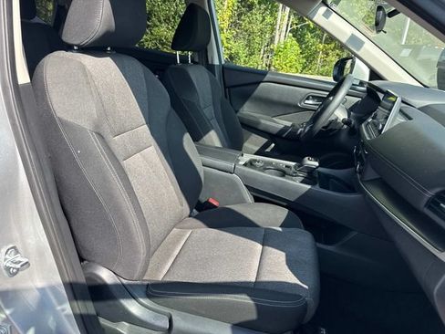 Used 2024 Nissan Rogue SV AWD/4WD image 24