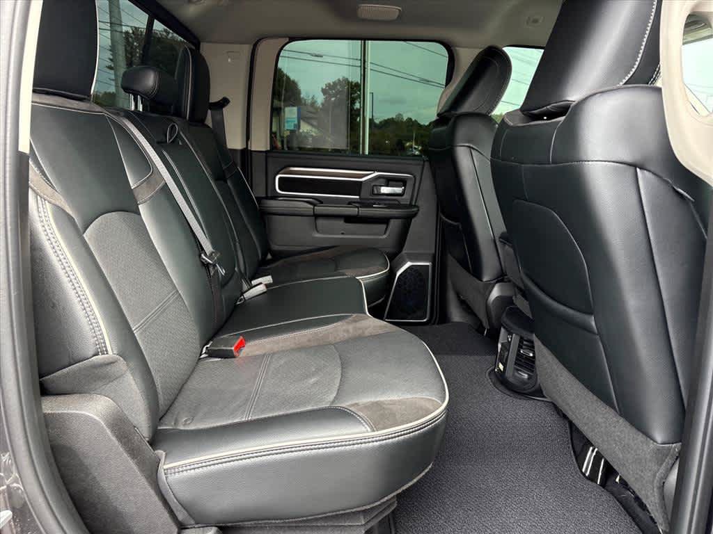 Used 2024 RAM 2500 Laramie AWD/4WD image 7