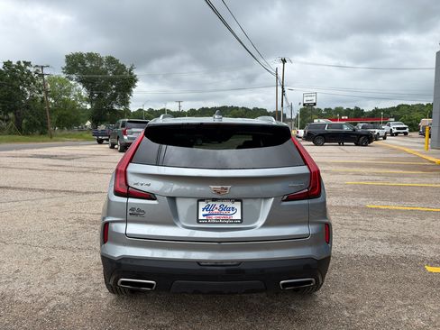 Used 2024 Cadillac XT4 Premium Luxury FWD image 9