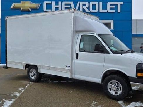 New 2026 Chevrolet Express 3500 w/ Power Convenience Package RWD image 1