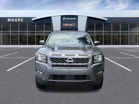 Used 2025 Nissan Frontier SV w/ SV Convenience Package AWD/4WD image 3