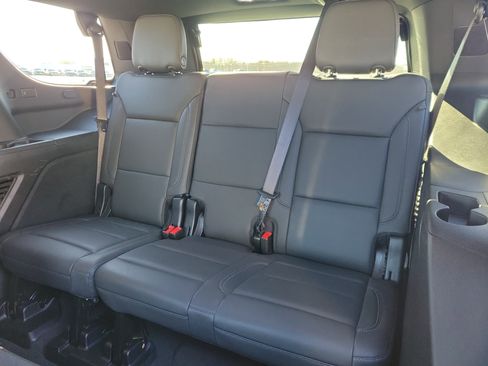 Certified 2025 Chevrolet Tahoe Z71 image 17