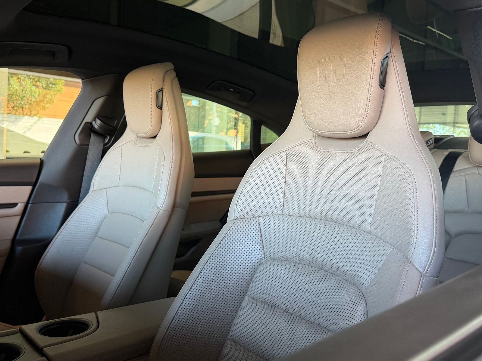 Certified 2024 Porsche Taycan w/ Premium Package RWD image 15