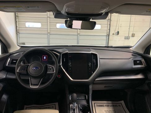 Used 2025 Subaru Ascent Premium image 4