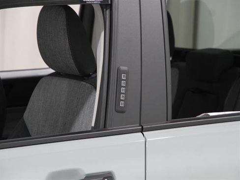 Certified 2023 Ford Maverick XLT w/ XLT Luxury Package image 4