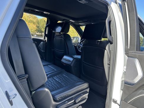 Used 2023 Cadillac Escalade Premium Luxury Platinum image 53
