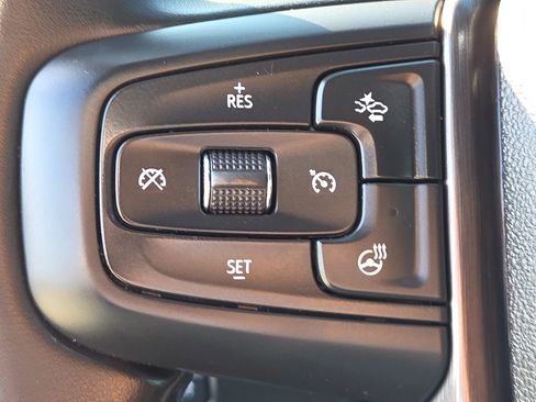 Used 2024 GMC Sierra 1500 AT4 w/ Technology Package image 24