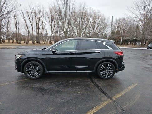Used 2021 INFINITI QX50 Luxe w/ Appearance Package image 2
