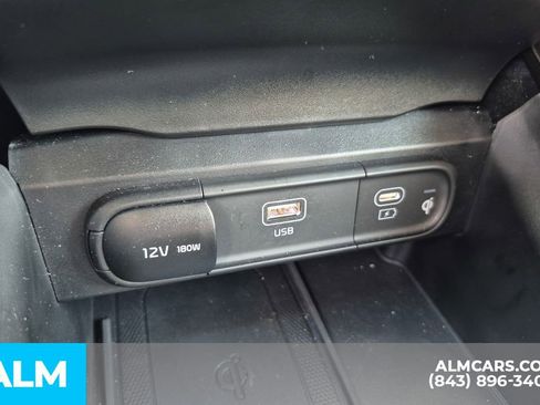 Used 2025 Kia Telluride SX Prestige AWD/4WD image 33