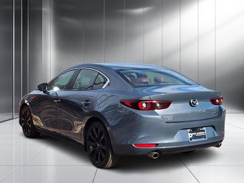 Used 2024 MAZDA MAZDA3 s image 32