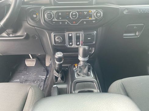Used 2021 Jeep Wrangler Sport AWD/4WD image 11