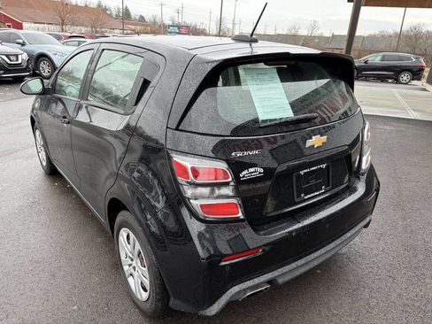 Used 2020 Chevrolet Sonic LT image 10