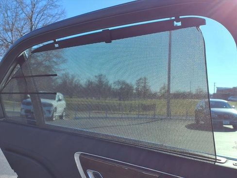 Used 2018 Lincoln Continental w/ Equipment Group 500A image 23