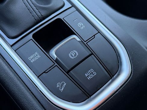 Used 2019 Hyundai Santa Fe SEL image 24