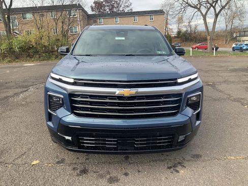 New 2026 Chevrolet Traverse High Country image 2