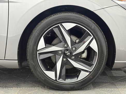 Used 2023 Hyundai Elantra Limited FWD image 33