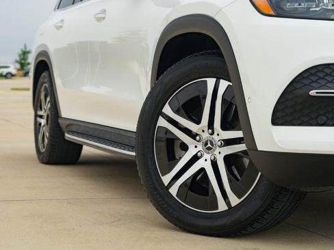 Used 2020 Mercedes-Benz GLS 450 4MATIC image 2