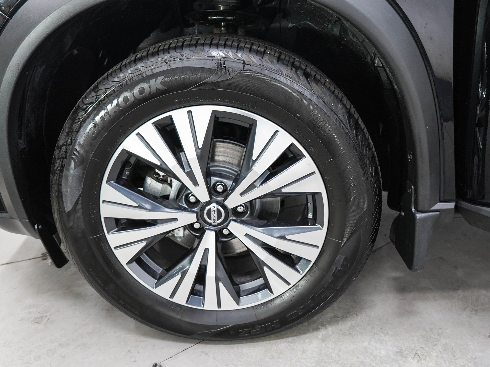 Used 2023 Nissan Rogue SV w/ SV Premium B Package AWD/4WD image 29