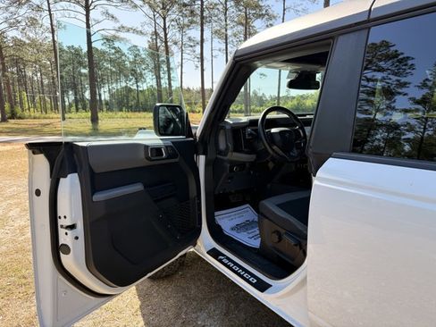Used 2023 Ford Bronco Big Bend AWD/4WD image 12