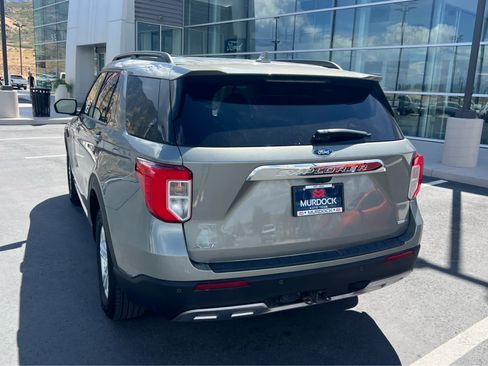 Used 2020 Ford Explorer XLT w/ Equipment Group 202A AWD/4WD image 10