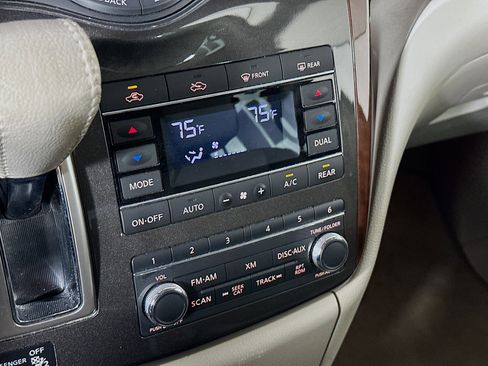 Used 2012 Nissan Quest SL image 22