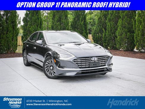 Used 2023 Hyundai Sonata Limited FWD image 1