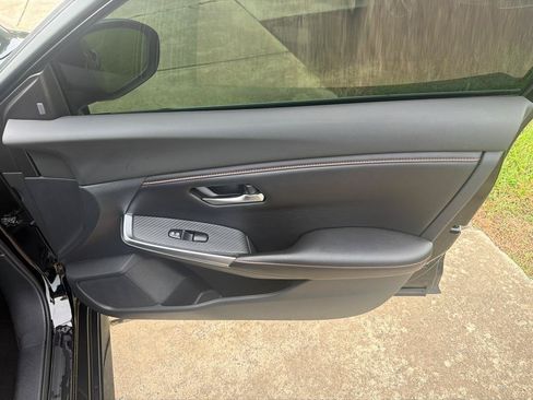 Used 2022 Nissan Sentra SR FWD image 30