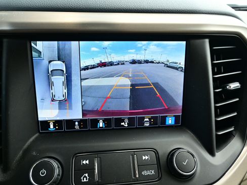 Used 2021 GMC Acadia Denali w/ Denali Ultimate Package AWD/4WD image 28