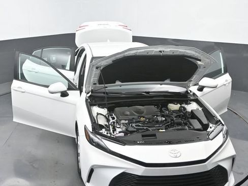 Used 2025 Toyota Camry LE w/ Convenience Package FWD image 35