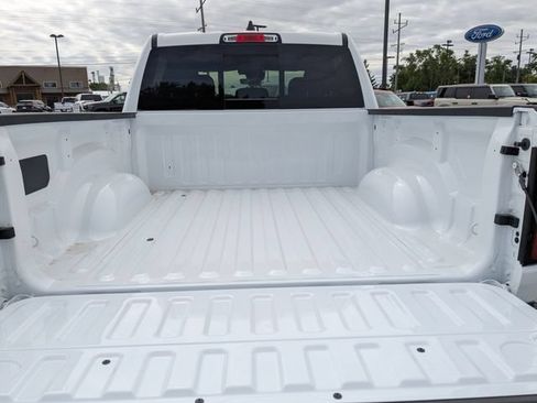 New 2026 RAM 1500 Express AWD/4WD image 13