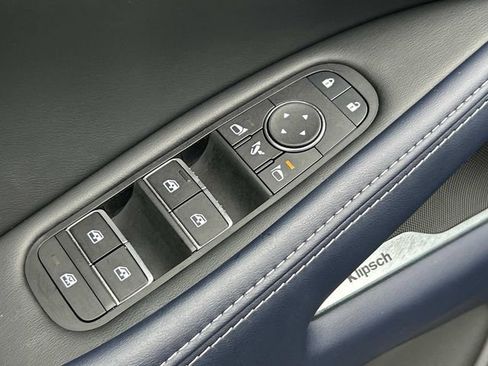 Certified 2026 INFINITI QX60 Sport w/ Dark Cargo Package AWD/4WD image 19