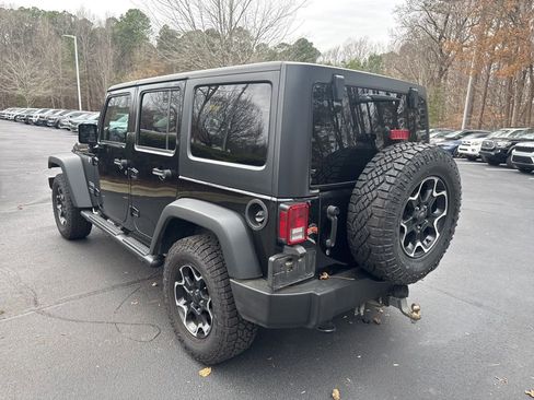 Used 2018 Jeep Wrangler Unlimited Sport S image 14