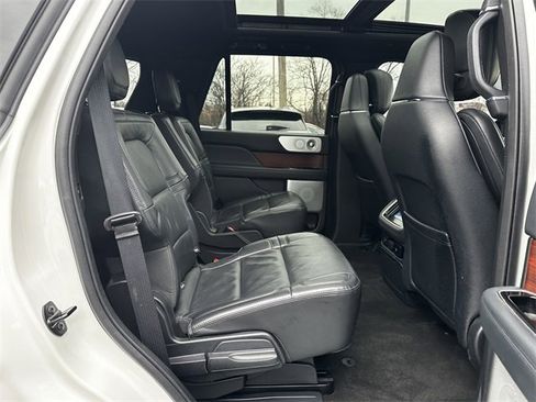 Certified 2022 Lincoln Navigator Reserve image 35