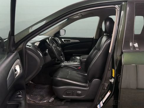 Used 2020 Nissan Pathfinder SL FWD image 21