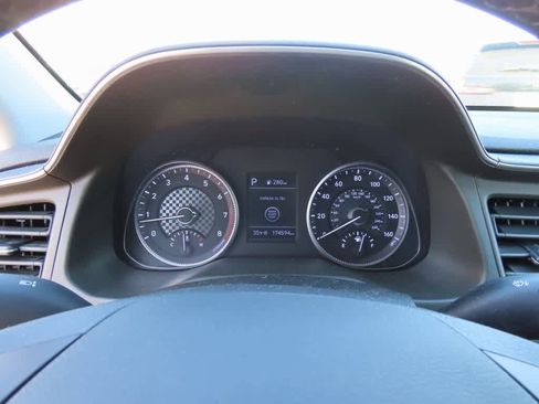 Used 2020 Hyundai Elantra Value Edition w/ Cargo Package (C1) image 22