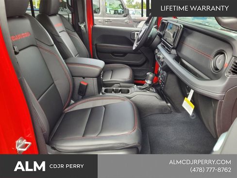 New 2025 Jeep Gladiator Rubicon w/ Convenience Group image 12