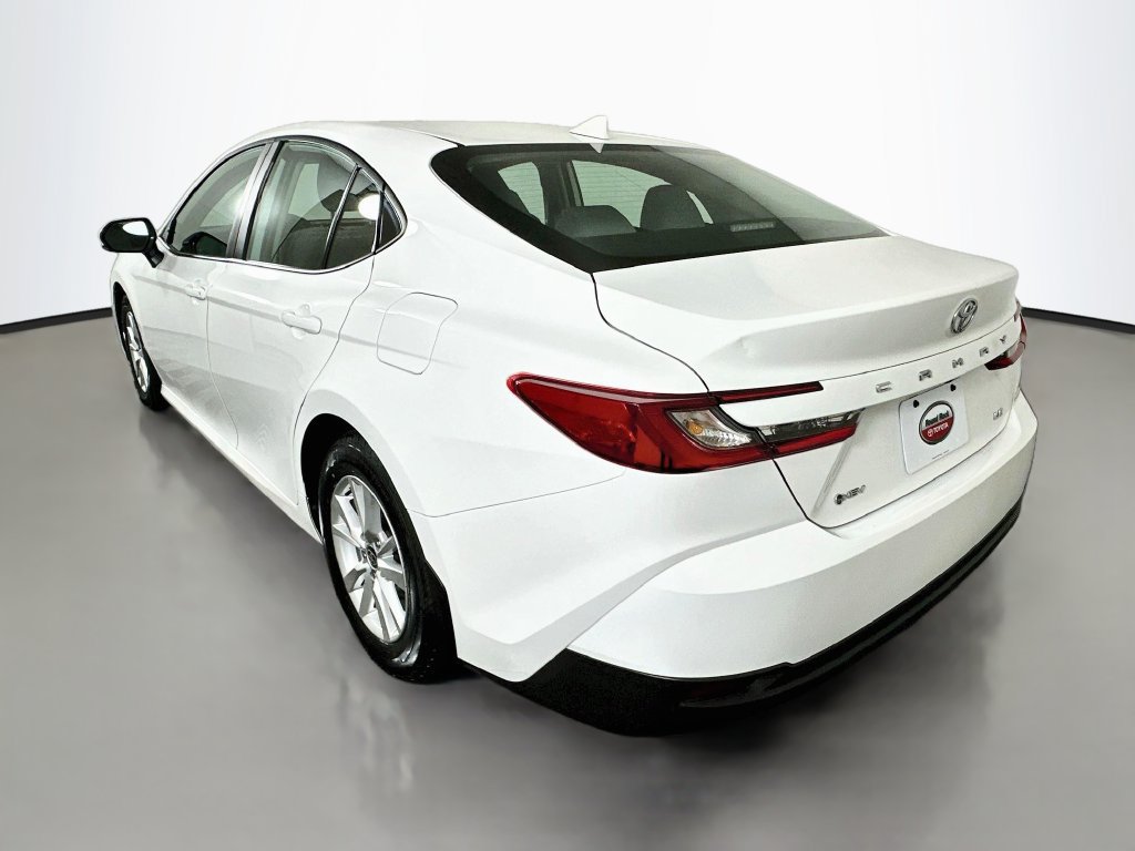 Used 2026 Toyota Camry LE FWD image 7