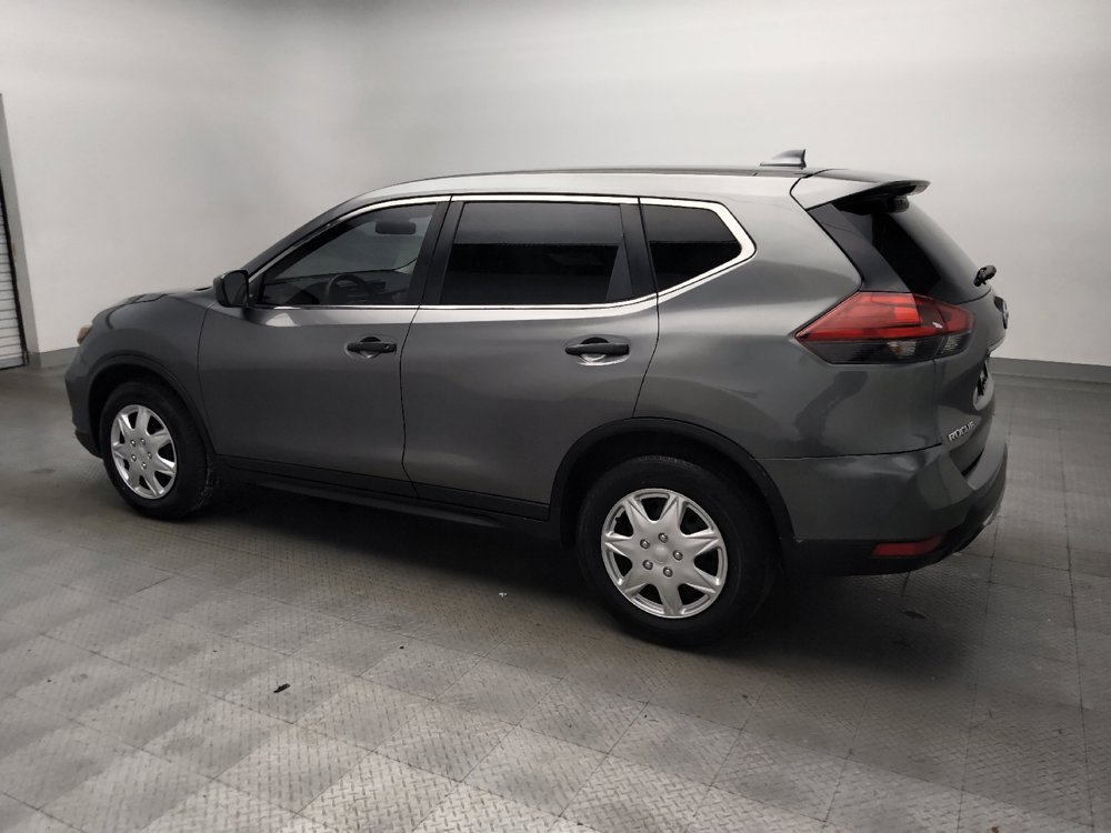 Used 2019 Nissan Rogue S FWD image 3