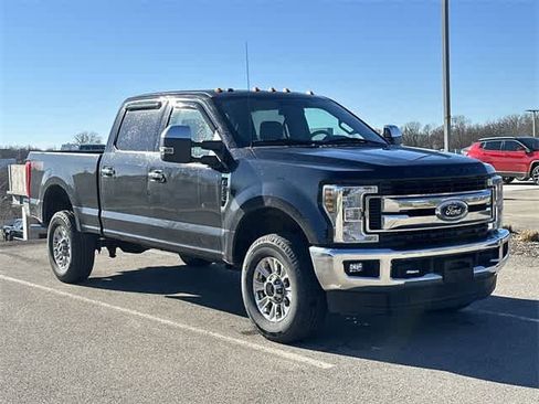 Used 2018 Ford F250 XLT w/ XLT Premium Package image 20