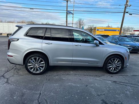 Used 2020 Cadillac XT6 Sport image 8