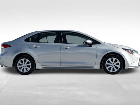 Certified 2024 Toyota Corolla LE image 8